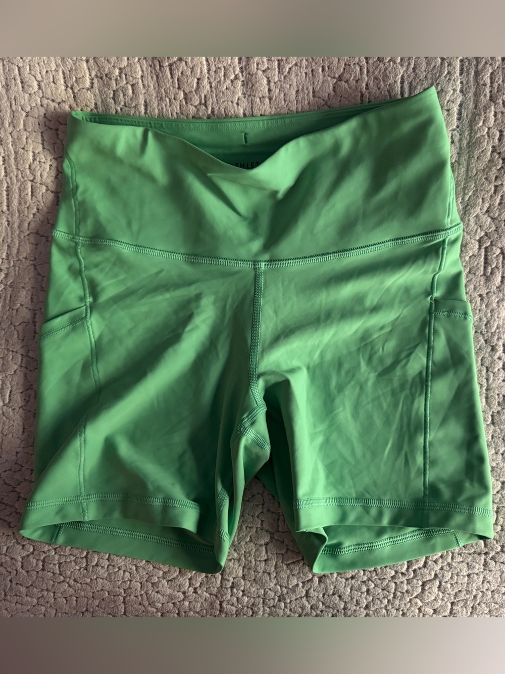 Athleta 5in. Inteval shorts - Lime Green